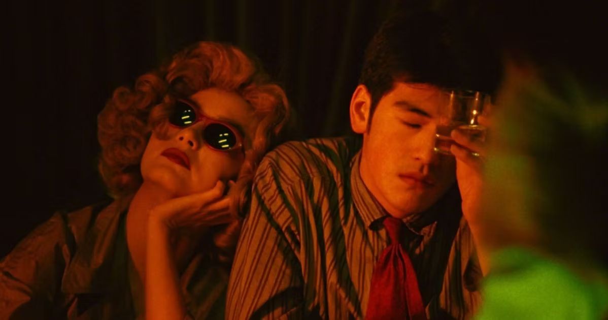 A Cinematic Exploration of Loneliness and Loss: Wong Kar-Wai's Chungking Express